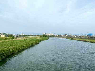 城南町の緑川の雰囲気